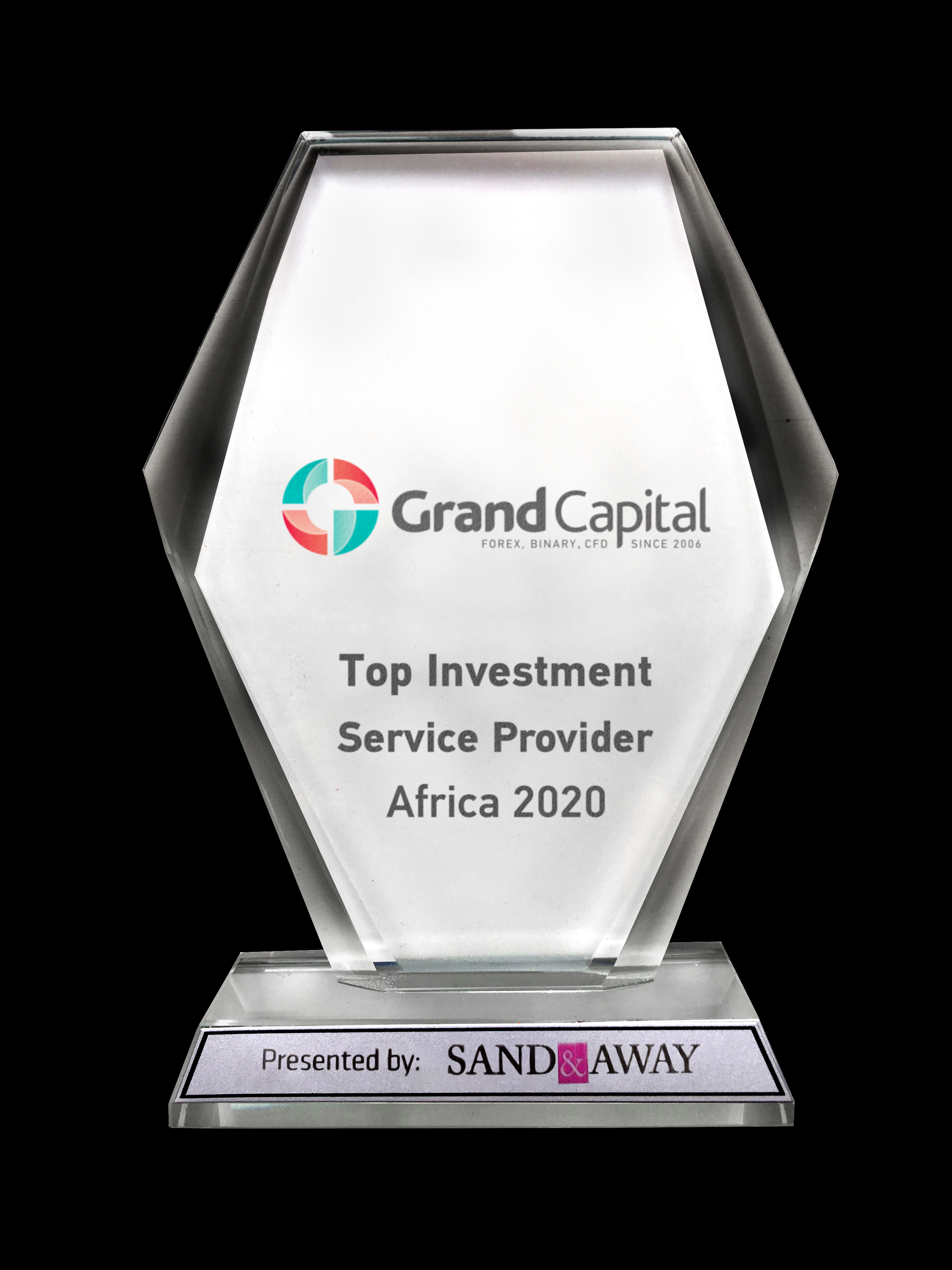 Grand Capital ถ้วยรางวัล